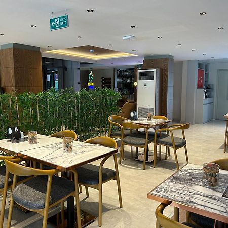 Sam Hotel Antalya Bagian luar foto