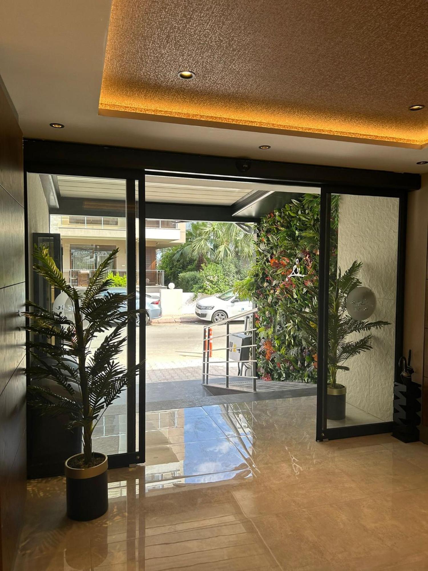 Sam Hotel Antalya Bagian luar foto