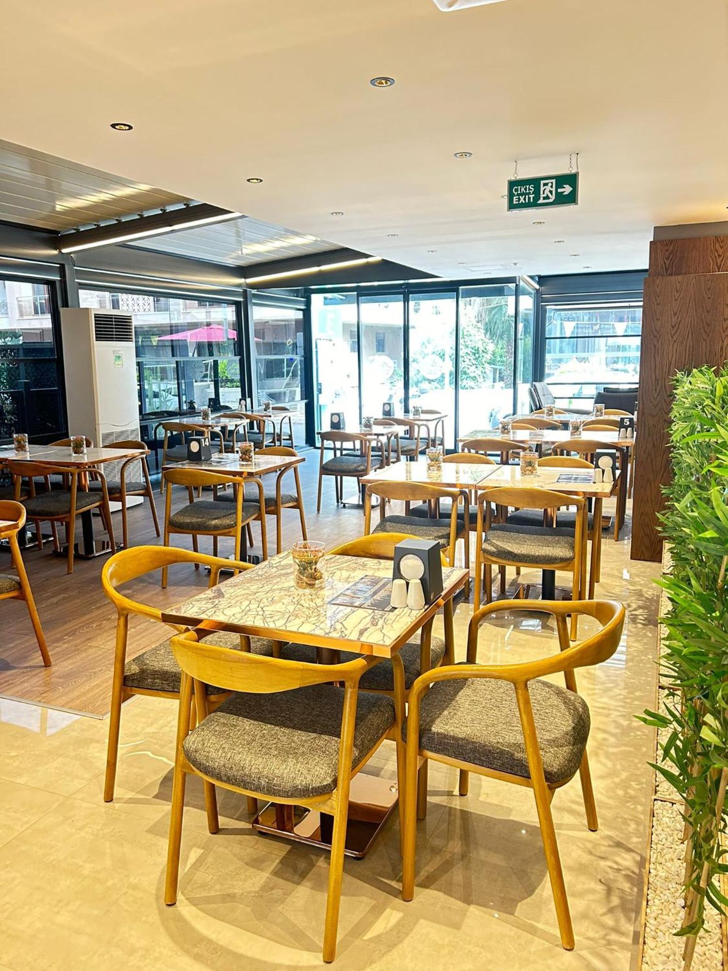 Sam Hotel Antalya Bagian luar foto