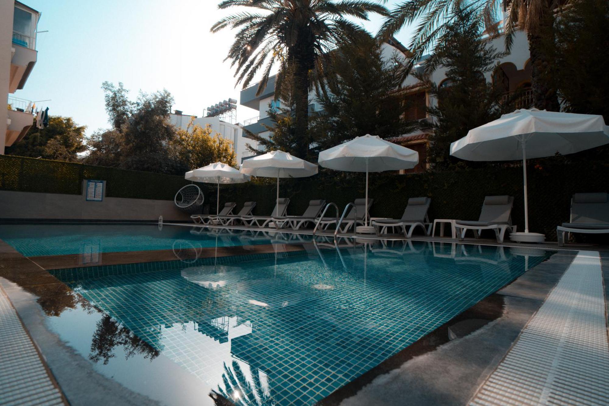 Sam Hotel Antalya Bagian luar foto