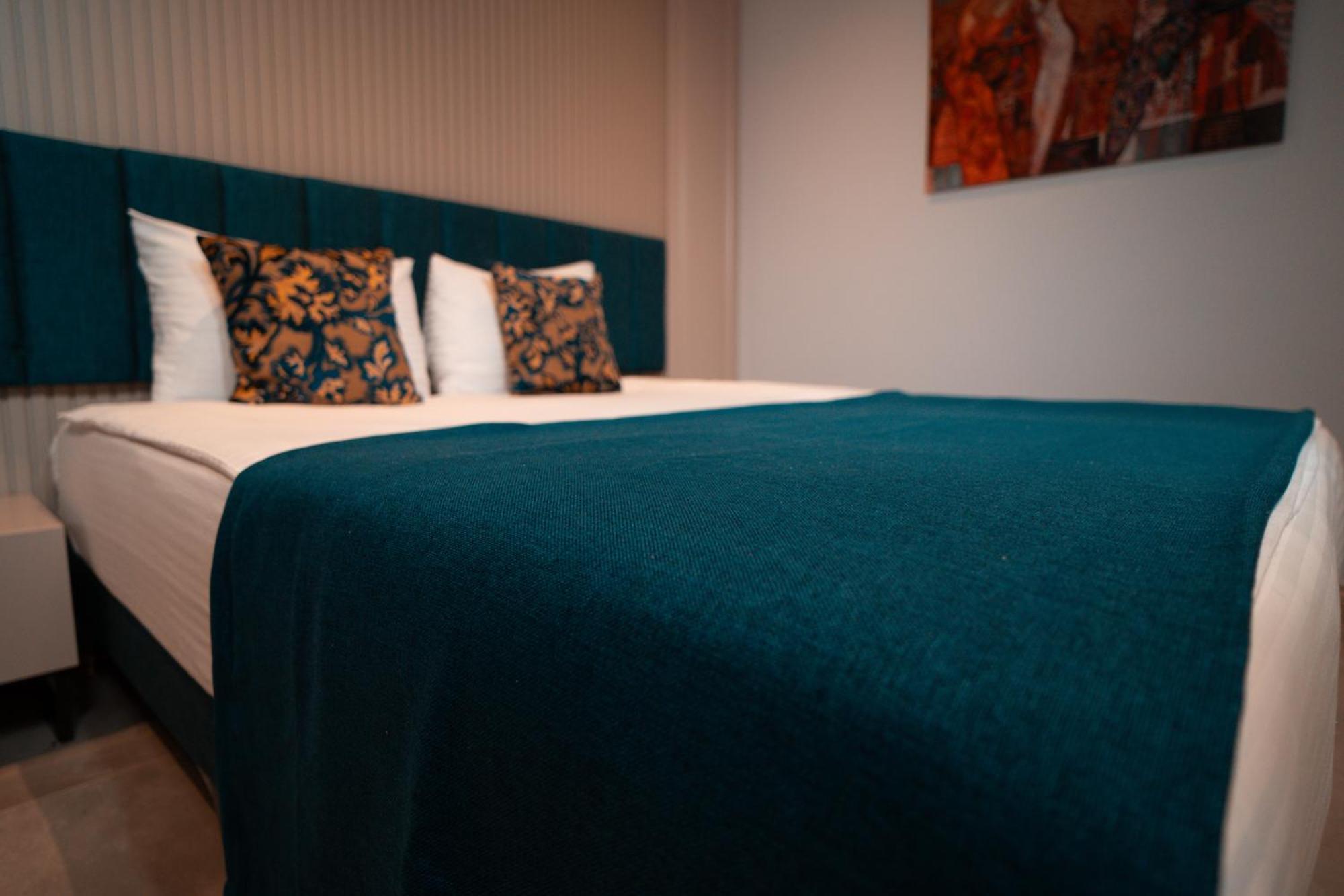 Sam Hotel Antalya Bagian luar foto